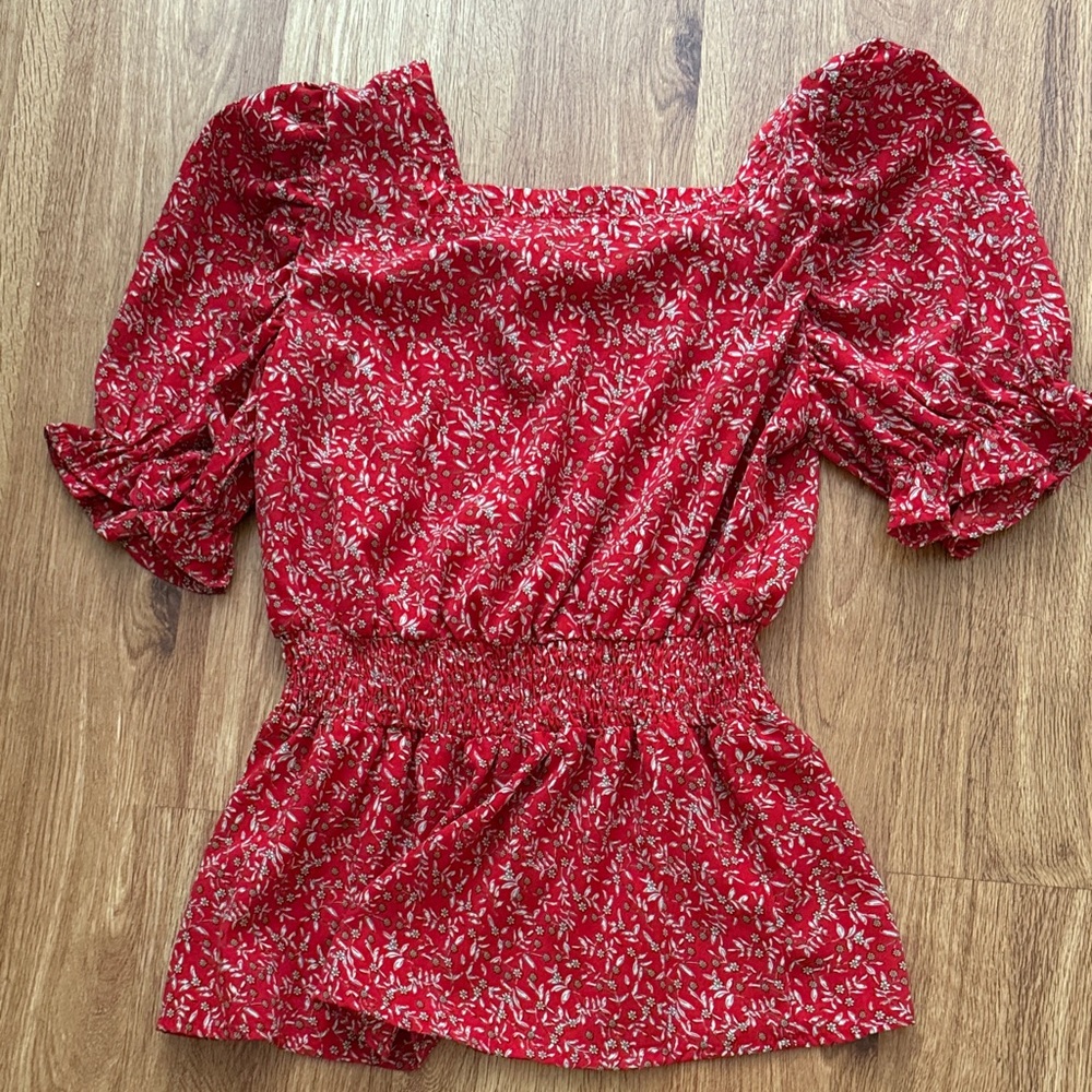 Hayden Red Floral Puff Sleeve Blouse - Picture 5 of 6